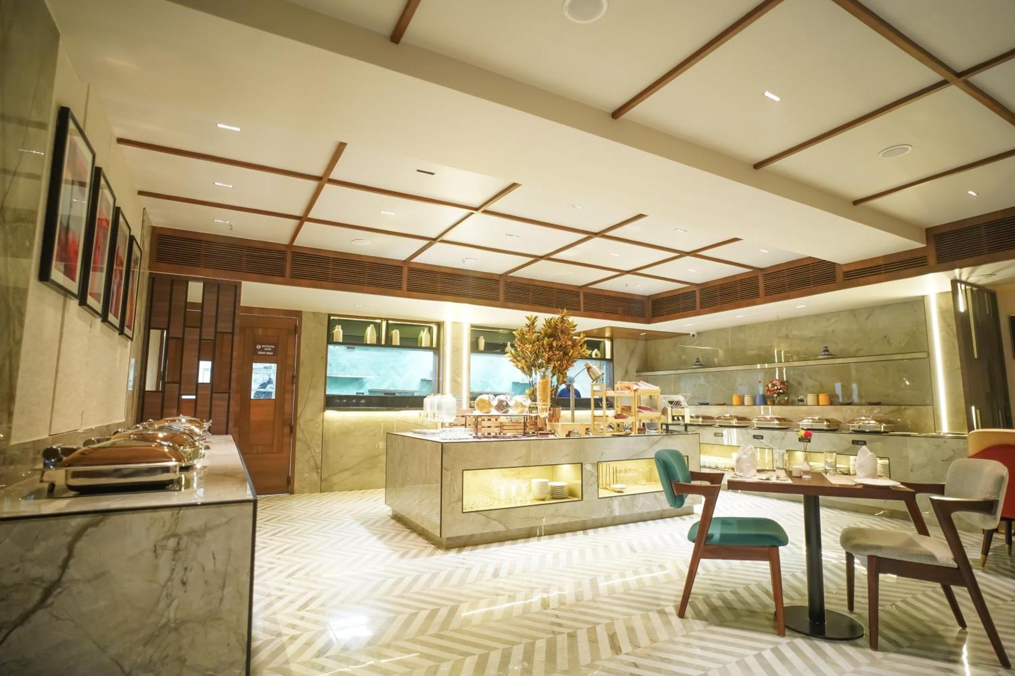 Ishaan Sarovar Portico Deoghar Exterior foto